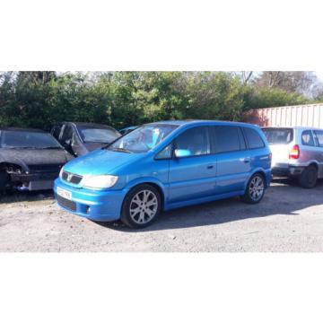 ASTRA MK5 SRI 5-DOOR FACELIFT FRONT V- GRILLE ,GSI,Turbo. Full Car Breaking