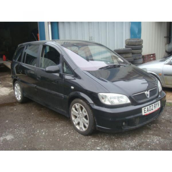 ASTRA MK5 SRI 5-DOOR FACELIFT FRONT V- GRILLE ,GSI,Turbo. Full Car Breaking #4 image